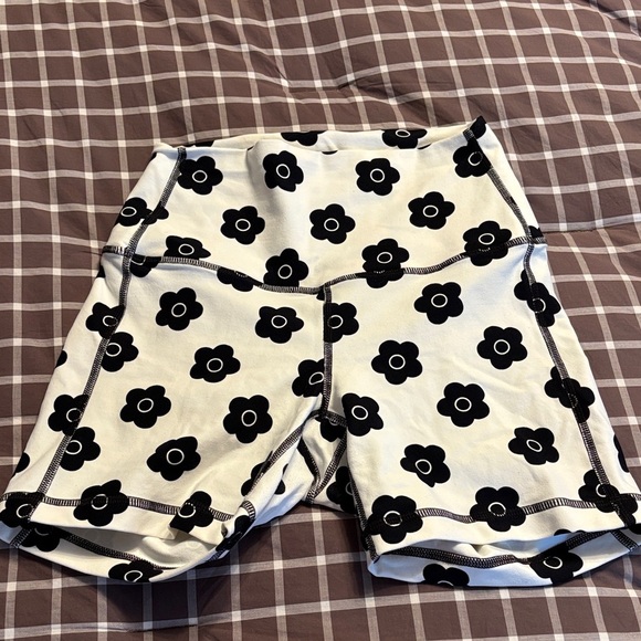 GIGI C Pants - GIGI C SPORT Annie Biker Short